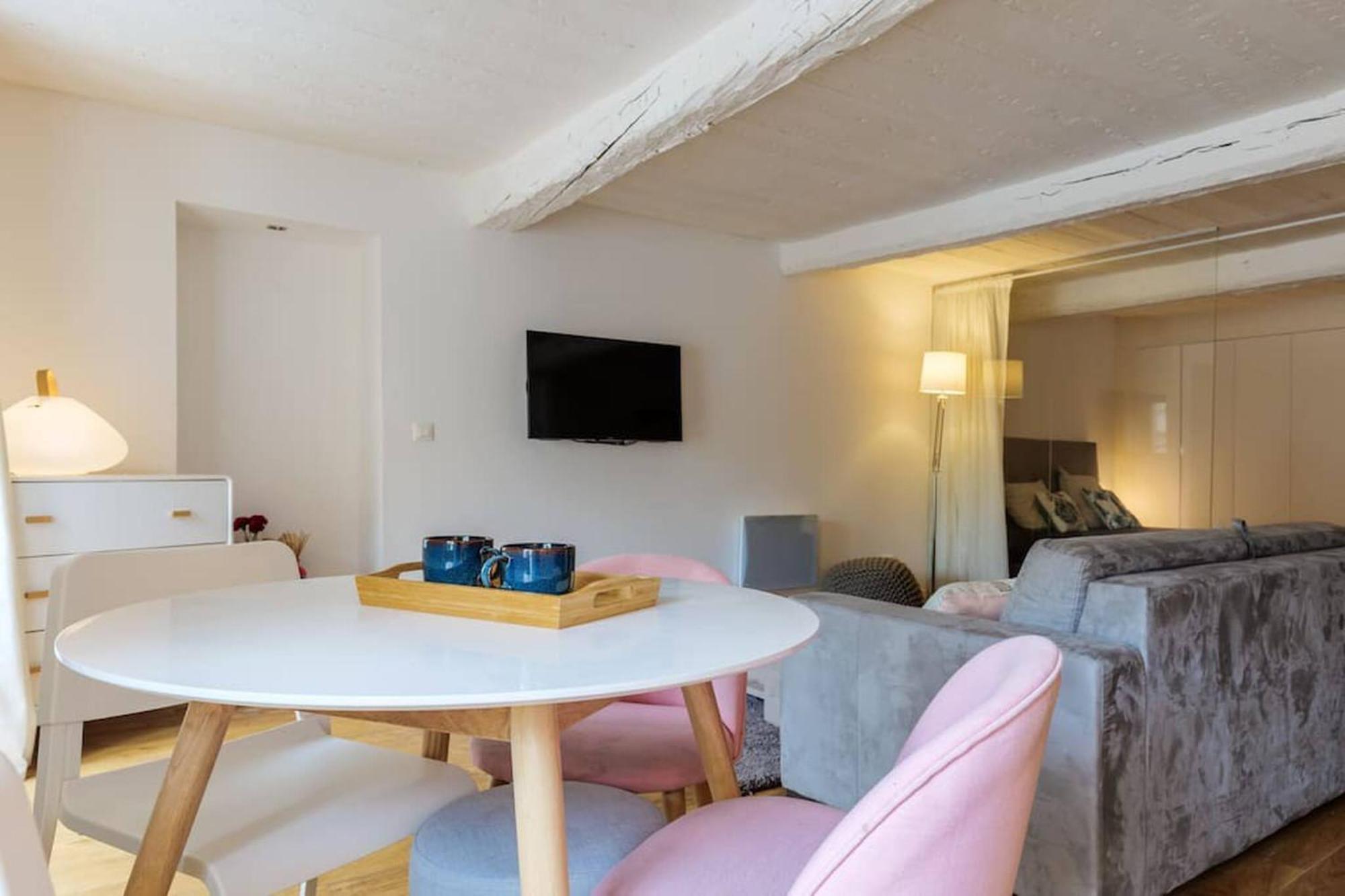 Joli Loft Entre Le Vieux Et Le Port Appartamento