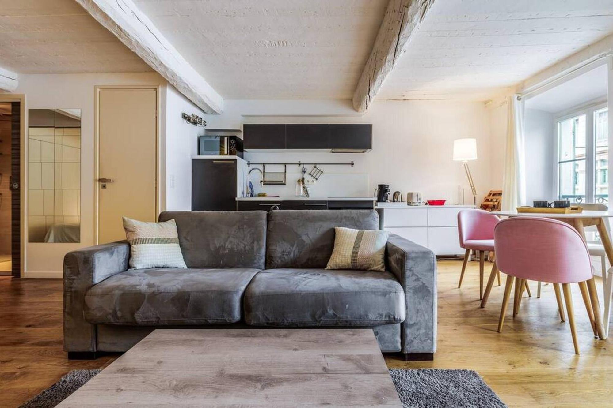 Joli Loft Entre Le Vieux Et Le Port Appartamento Nizza